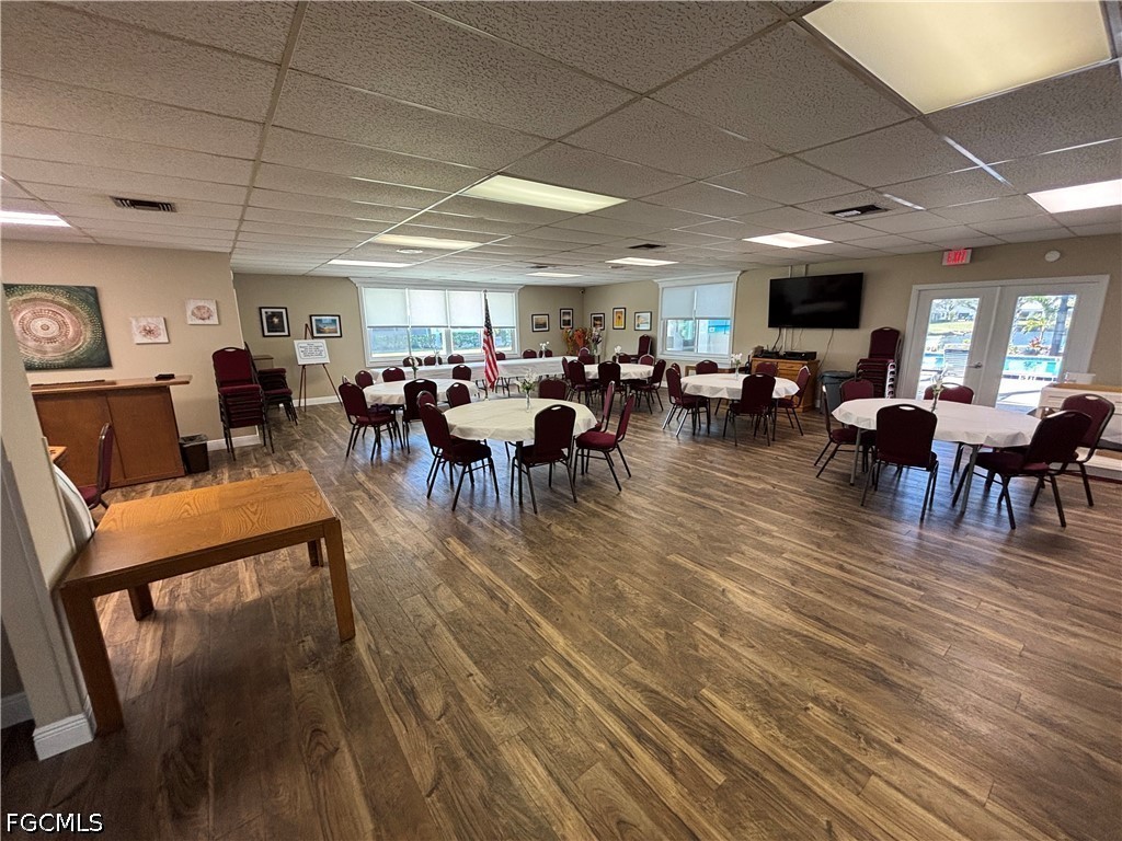 DiningArea