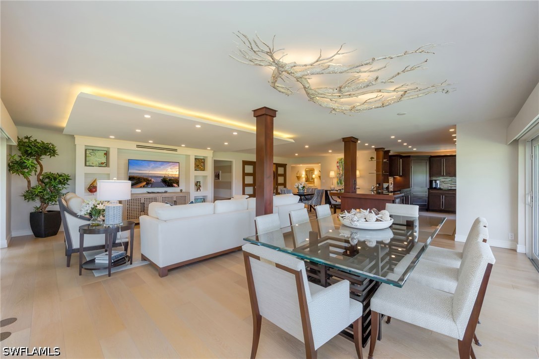 DiningArea