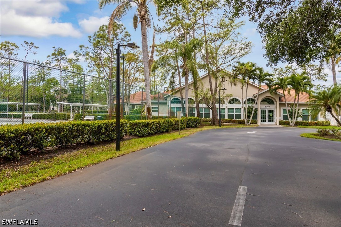 5708 Deauville Unit J305, Naples, FL 34112