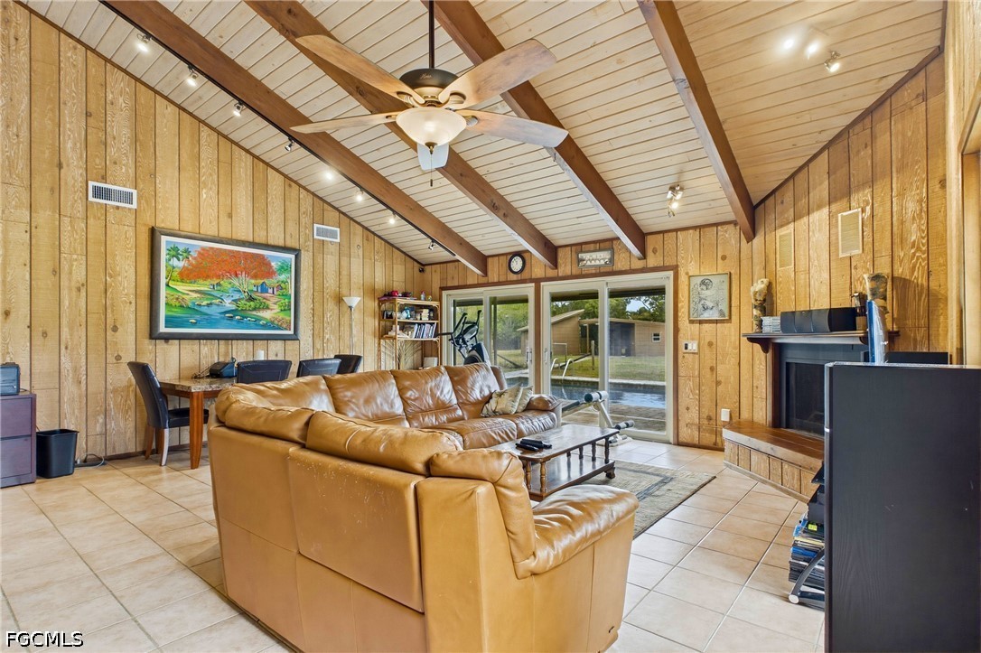 LivingRoom