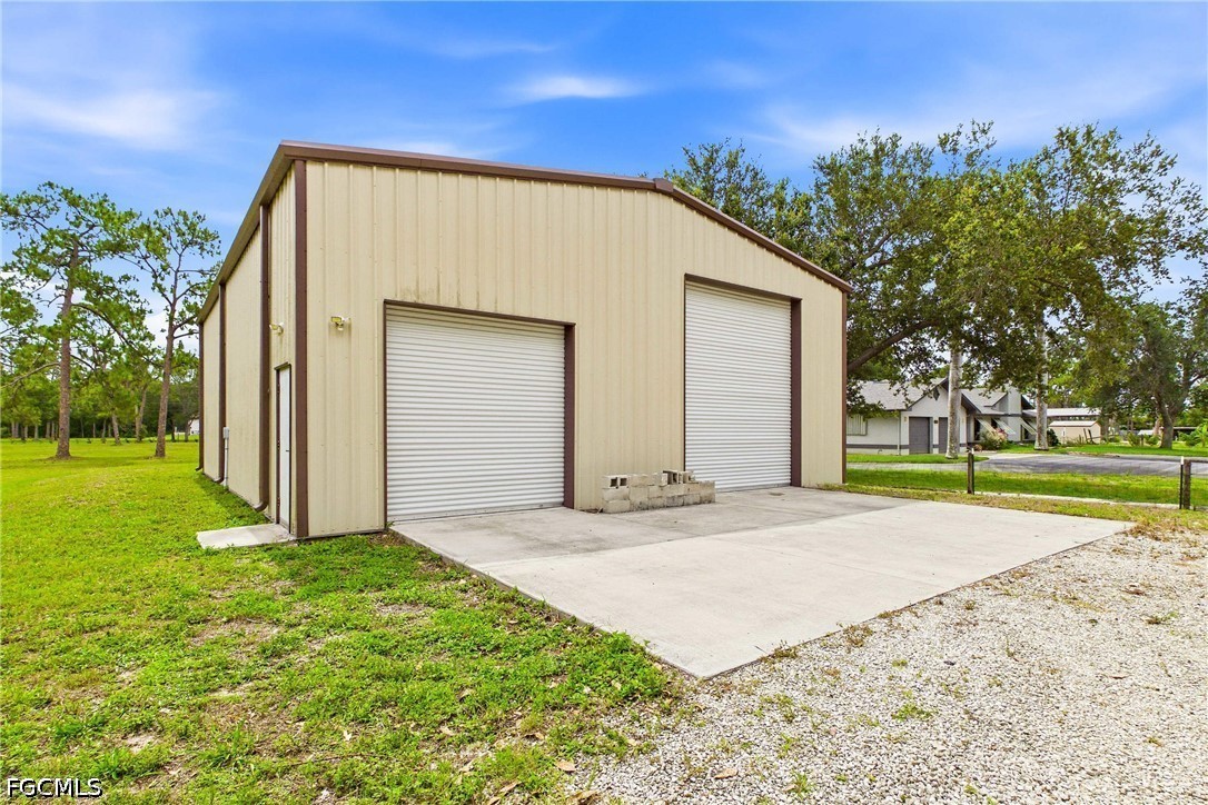 Garage