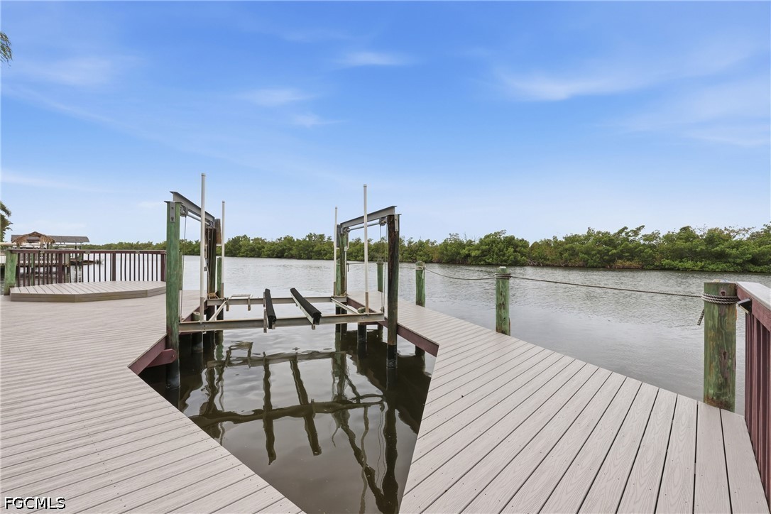 Dock