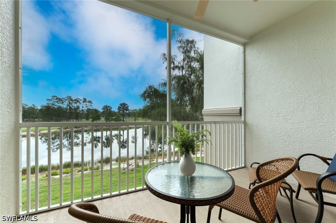 8247 Parkstone Unit 206, Naples, FL 34120