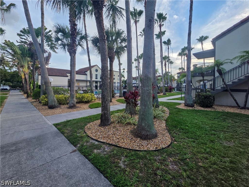 3407 Winkler Unit 304, Fort Myers, FL 33916