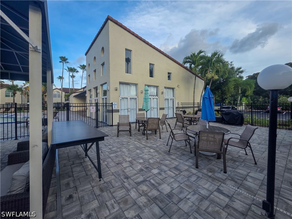 3407 Winkler Unit 304, Fort Myers, FL 33916