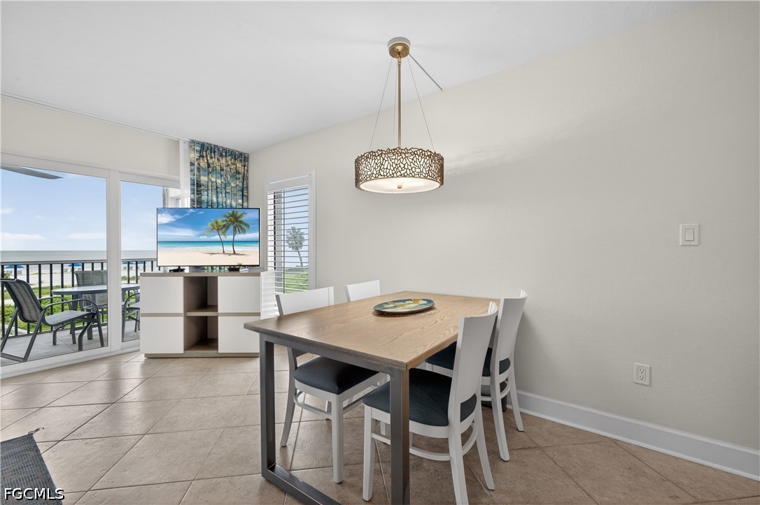DiningArea