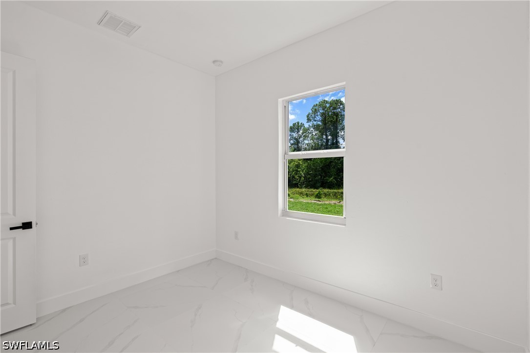 936 Anthony E, Lehigh Acres, FL 33974