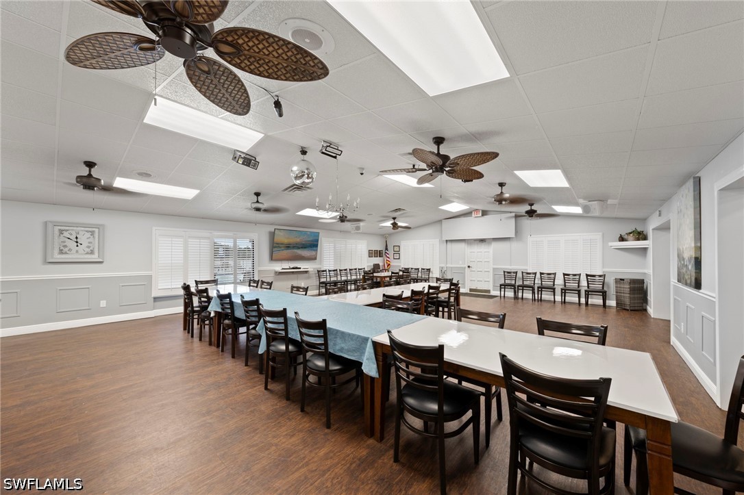 DiningArea