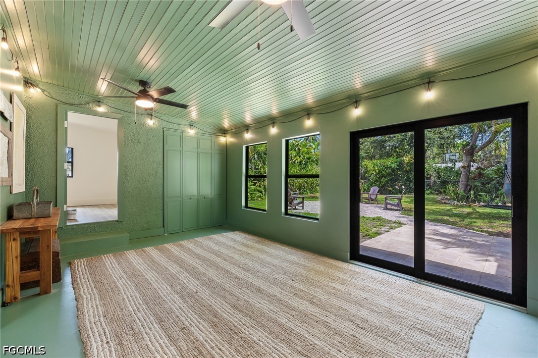 1717 Sunset, Fort Myers, FL 33901