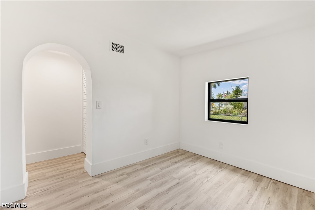 1717 Sunset, Fort Myers, FL 33901