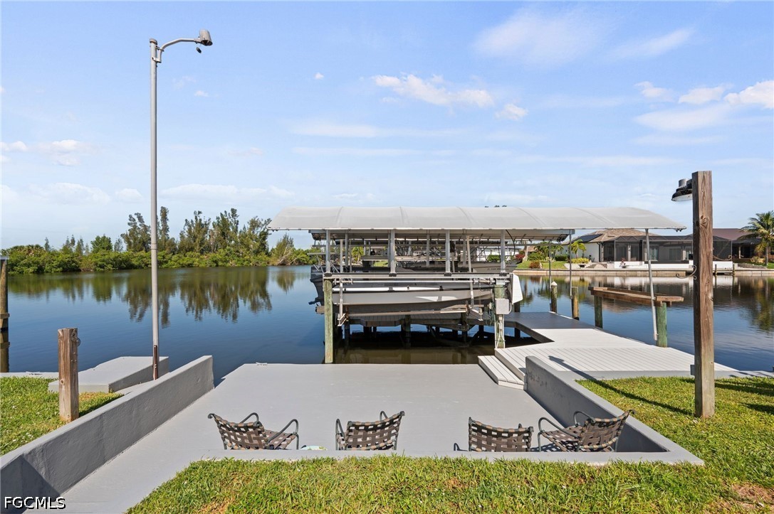 Dock