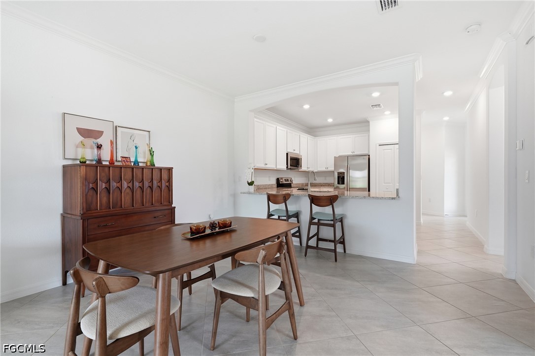 DiningArea