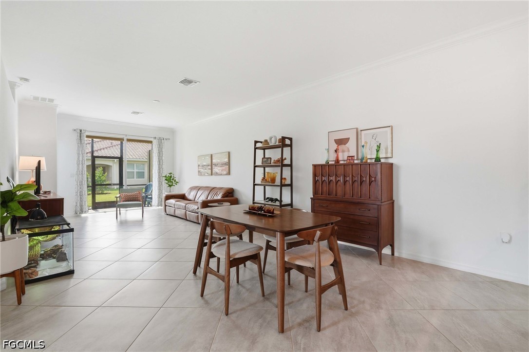 DiningArea