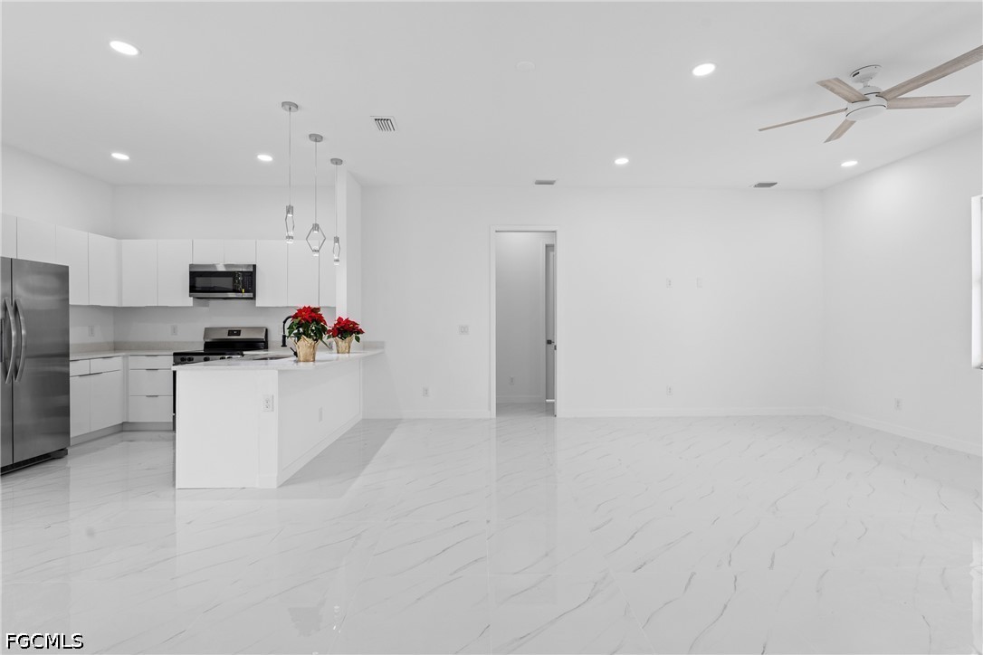 3101 Inez, Lehigh Acres, FL 33976