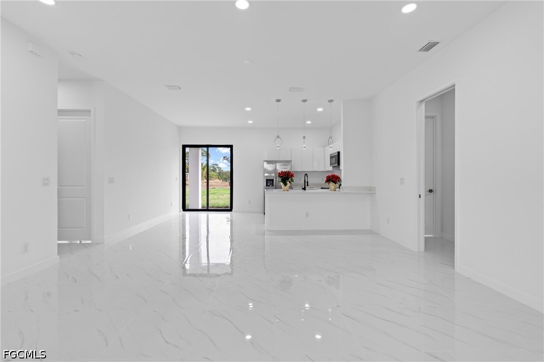 3101 Inez, Lehigh Acres, FL 33976
