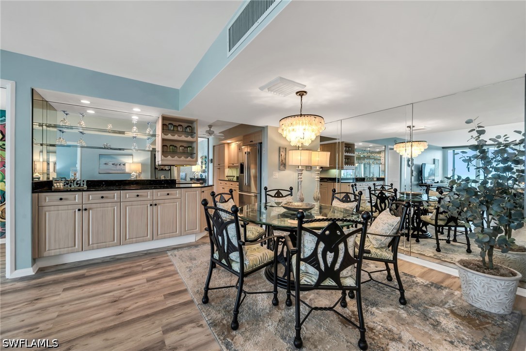 DiningArea