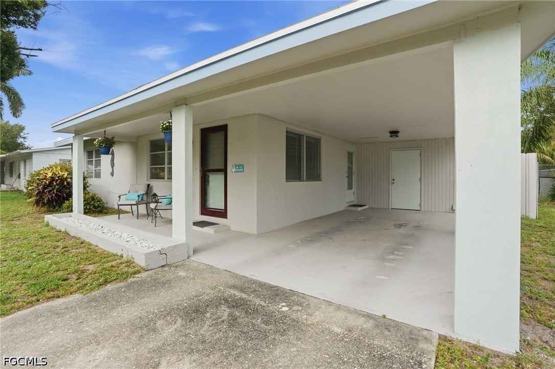 372 Altamont, Fort Myers, FL 33905