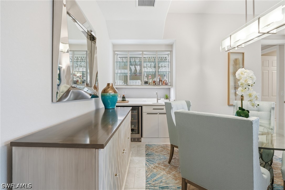 8066 Signature Club Unit 102, Naples, FL 34113