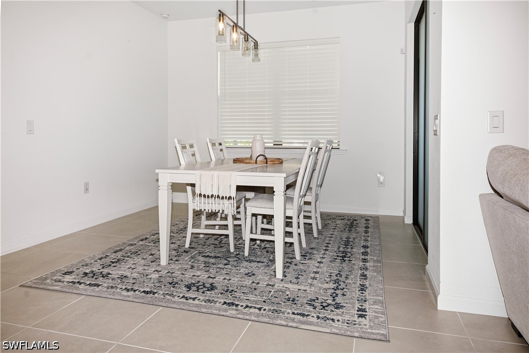 DiningArea