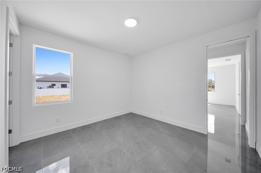 2720 41st, Cape Coral, FL 33993
