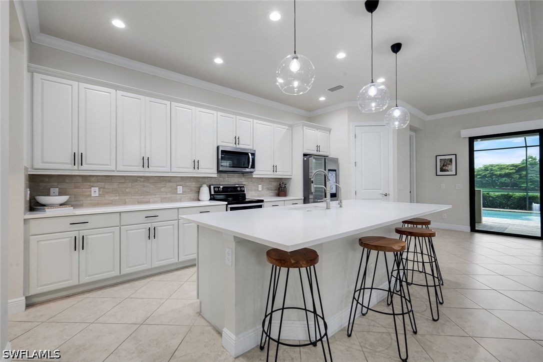4118 Raffia, Naples, FL 34119