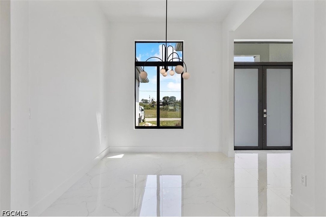 2903 6th, Cape Coral, FL 33993