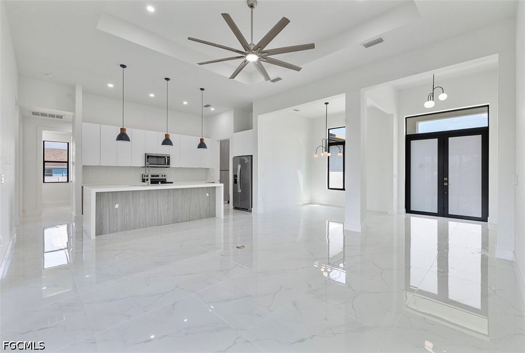 2903 6th, Cape Coral, FL 33993