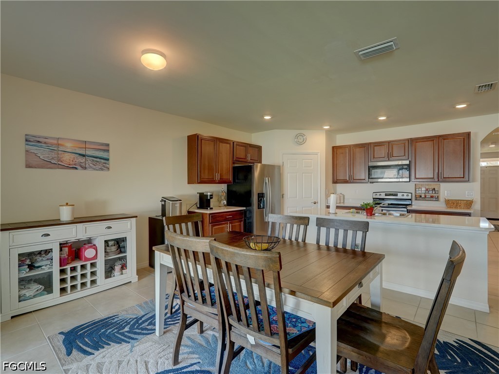 DiningArea