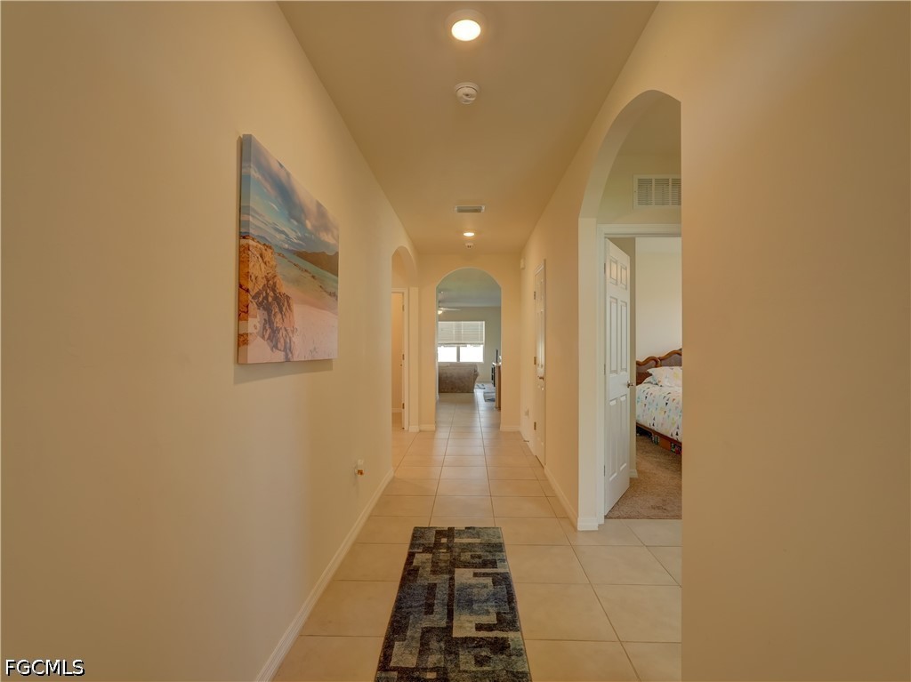328 24th, Cape Coral, FL 33991
