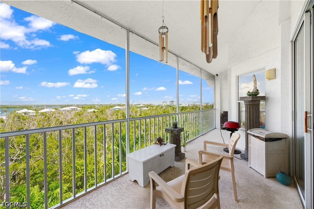 345 Mango Unit 605, Fort Myers Beach, FL 33931