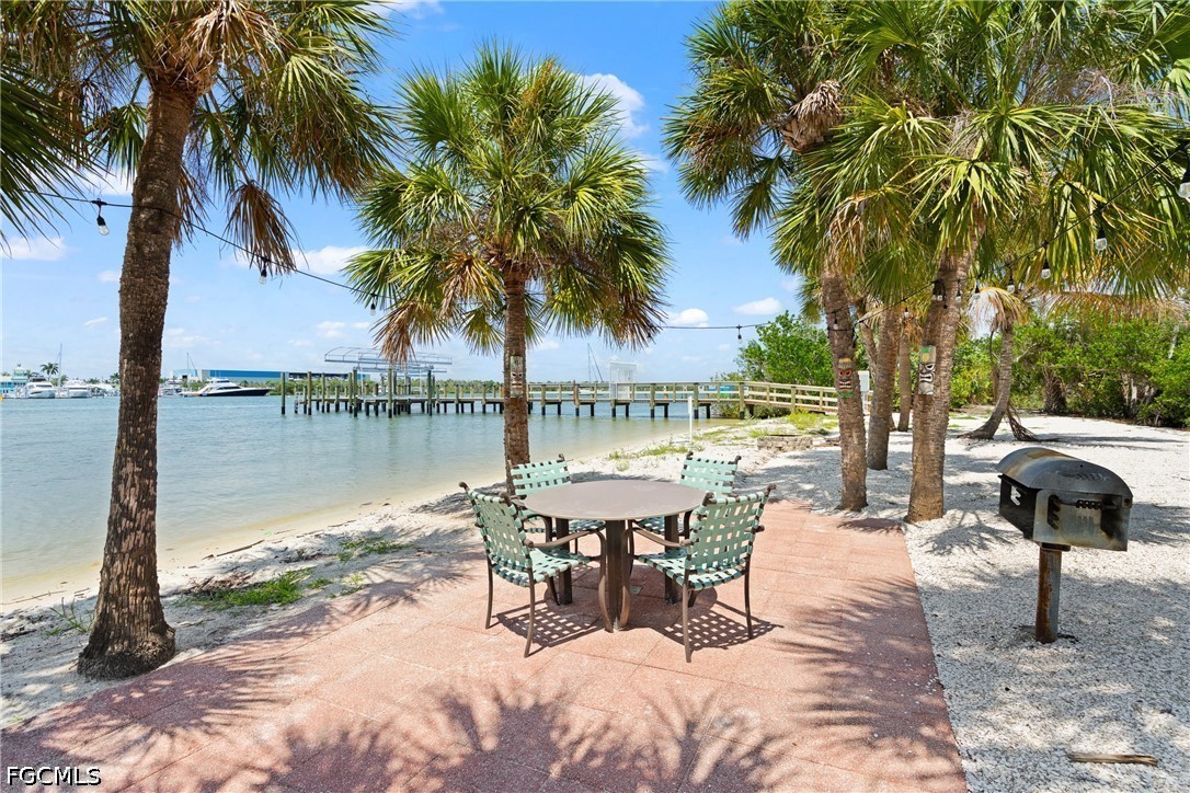 345 Mango Unit 605, Fort Myers Beach, FL 33931