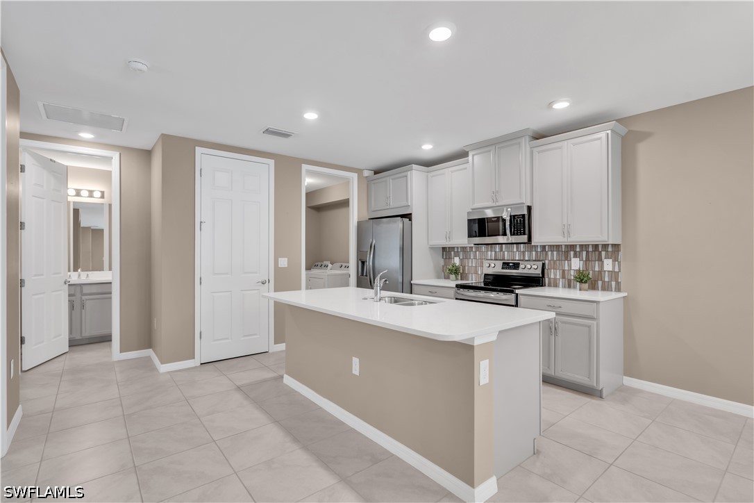 14695 Edgewater, Naples, FL 34114