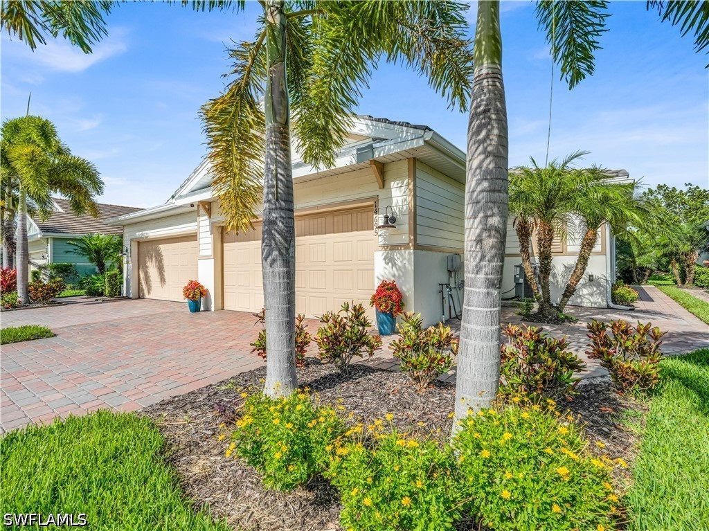 14695 Edgewater, Naples, FL 34114