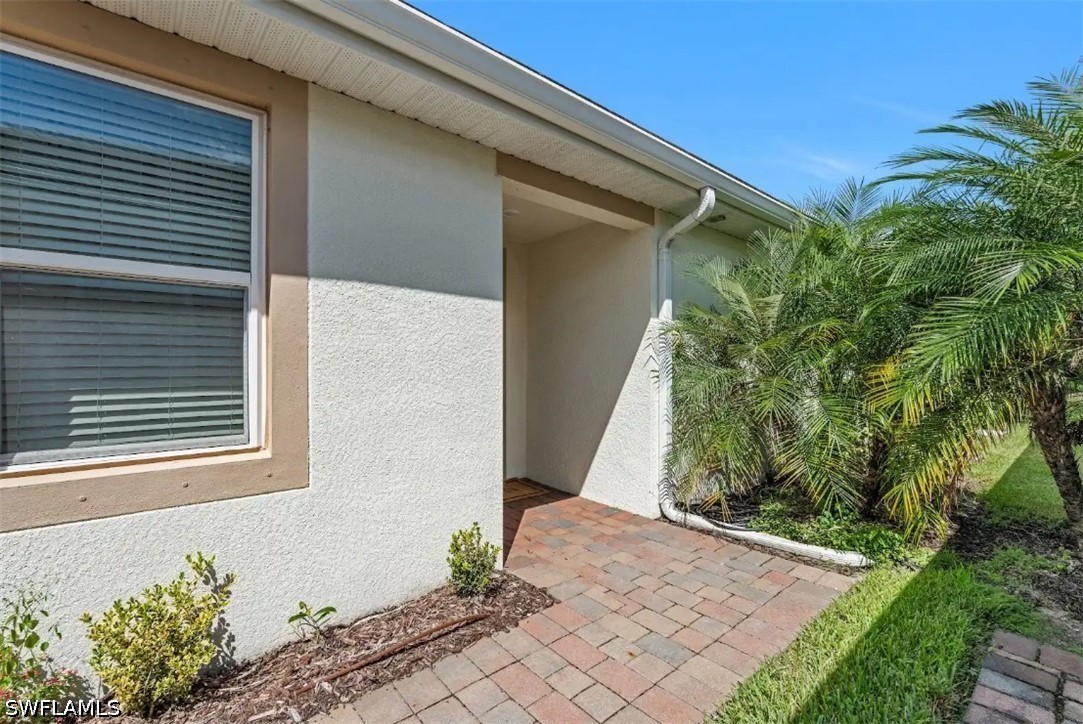 14695 Edgewater, Naples, FL 34114