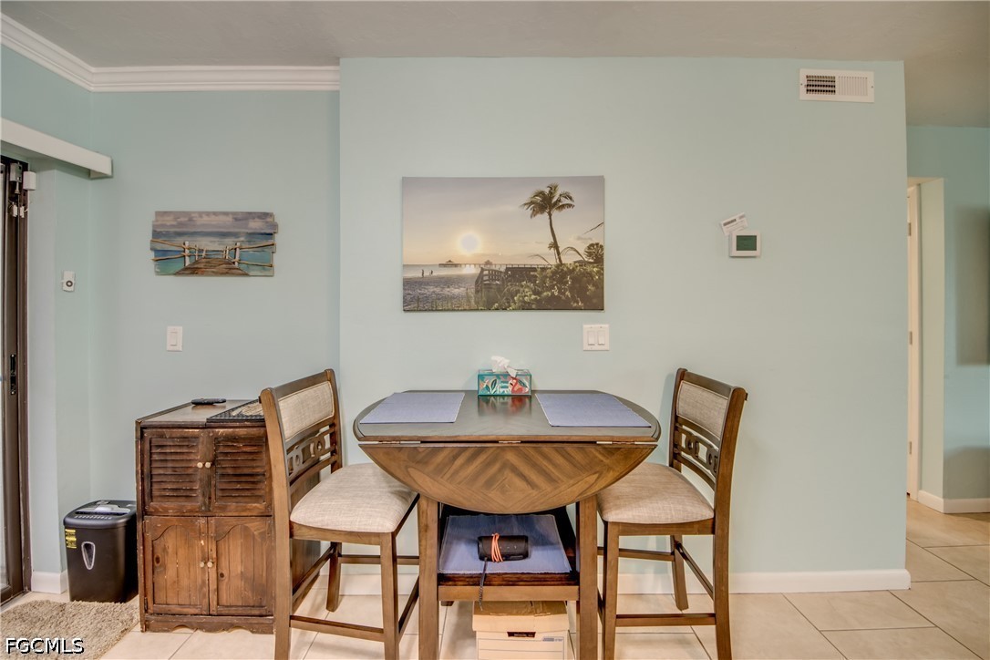 DiningArea