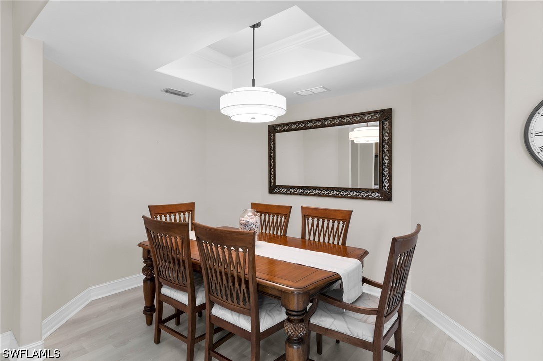 DiningArea
