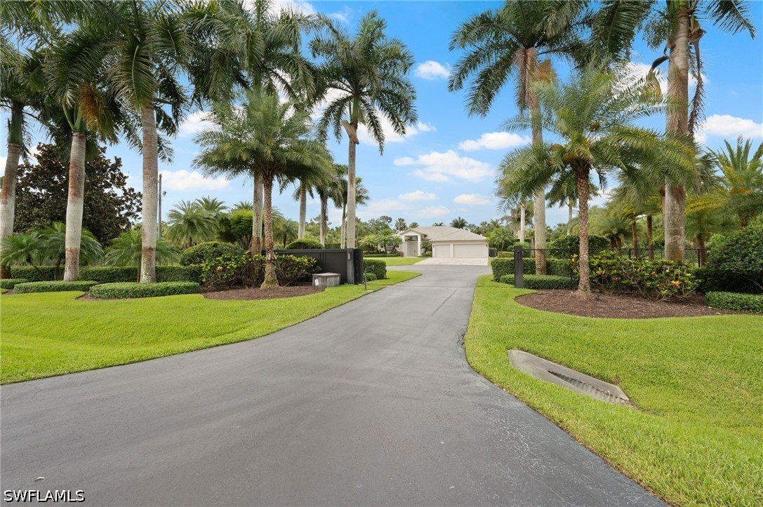 440 20th, Naples, FL 34120