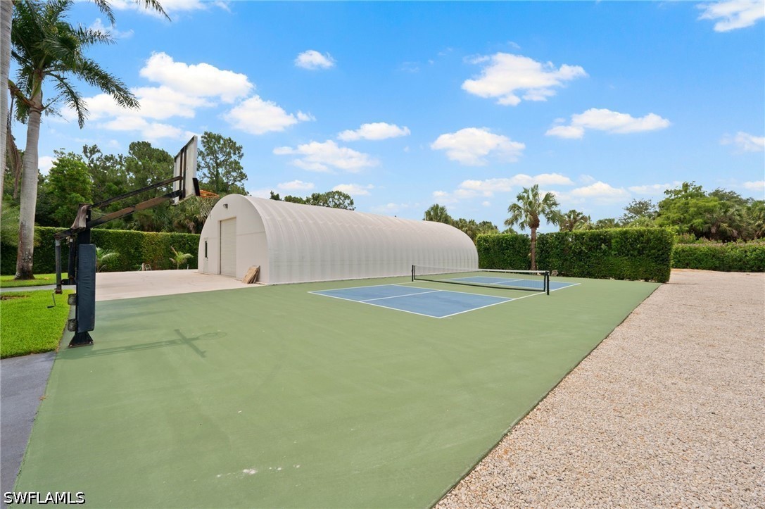 440 20th, Naples, FL 34120