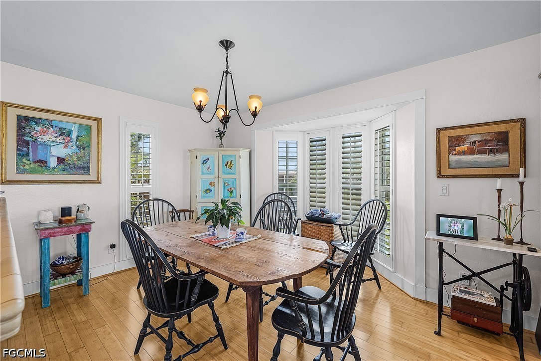 DiningArea