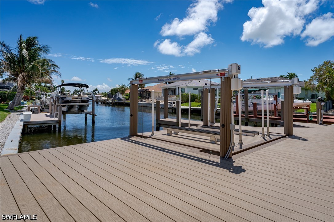 Dock