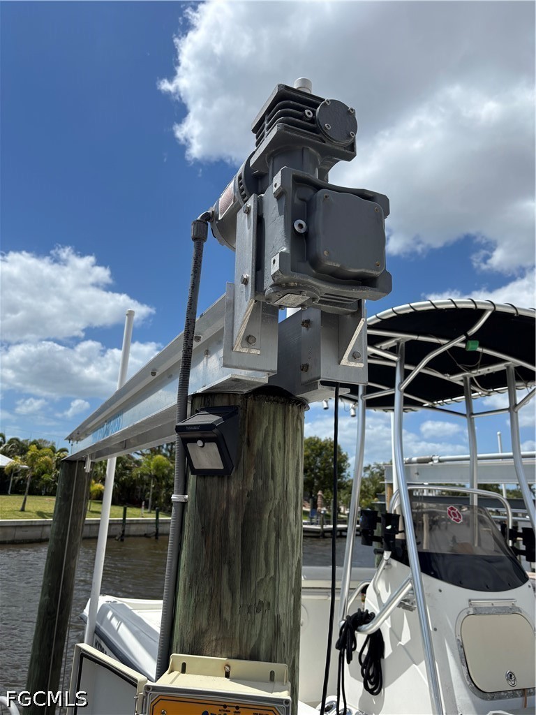 Dock