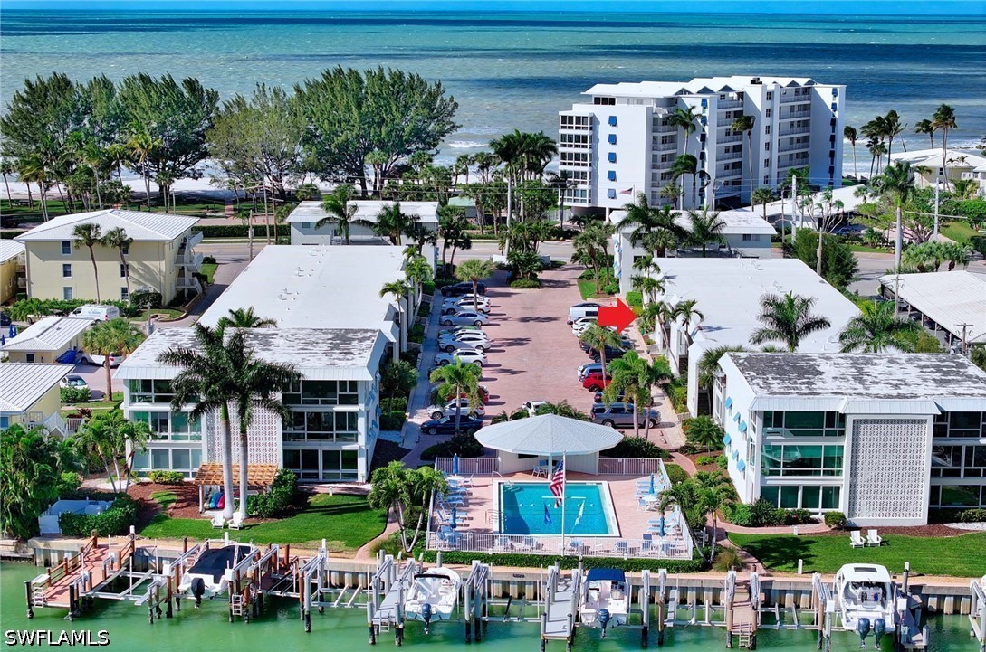 2100 Gulf Shore Unit 107, Naples, FL 34102