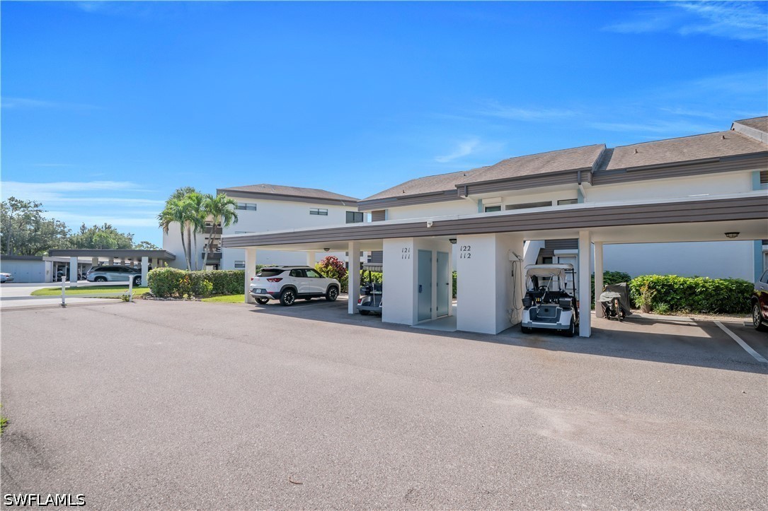 5790 Trailwinds Unit 111, Fort Myers, FL 33907