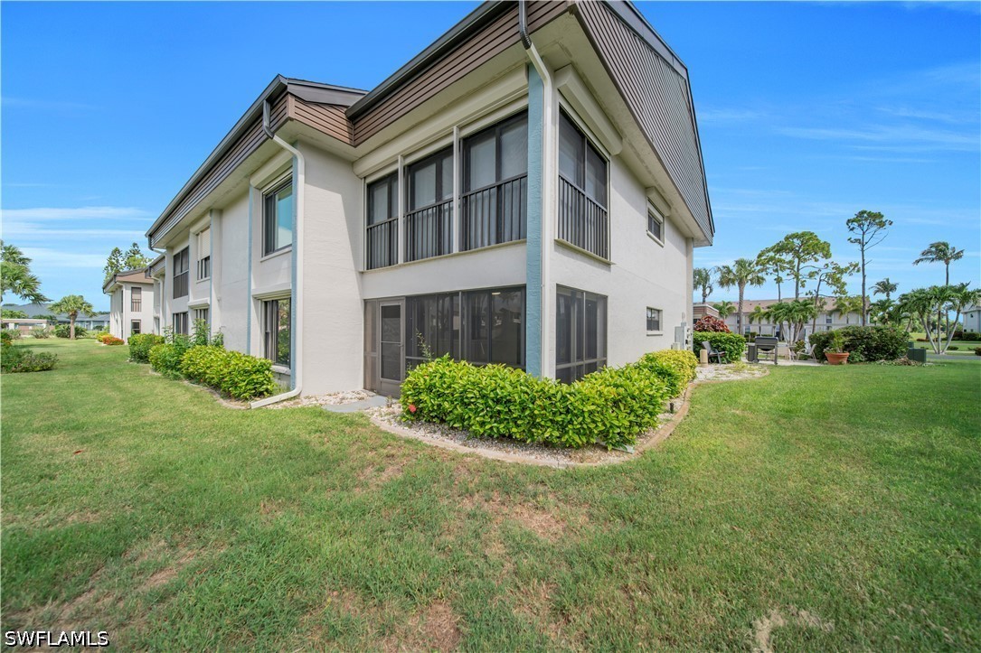 5790 Trailwinds Unit 111, Fort Myers, FL 33907
