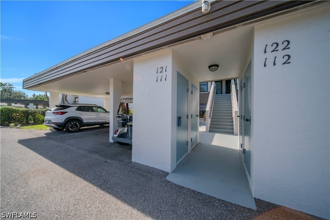 5790 Trailwinds Unit 111, Fort Myers, FL 33907
