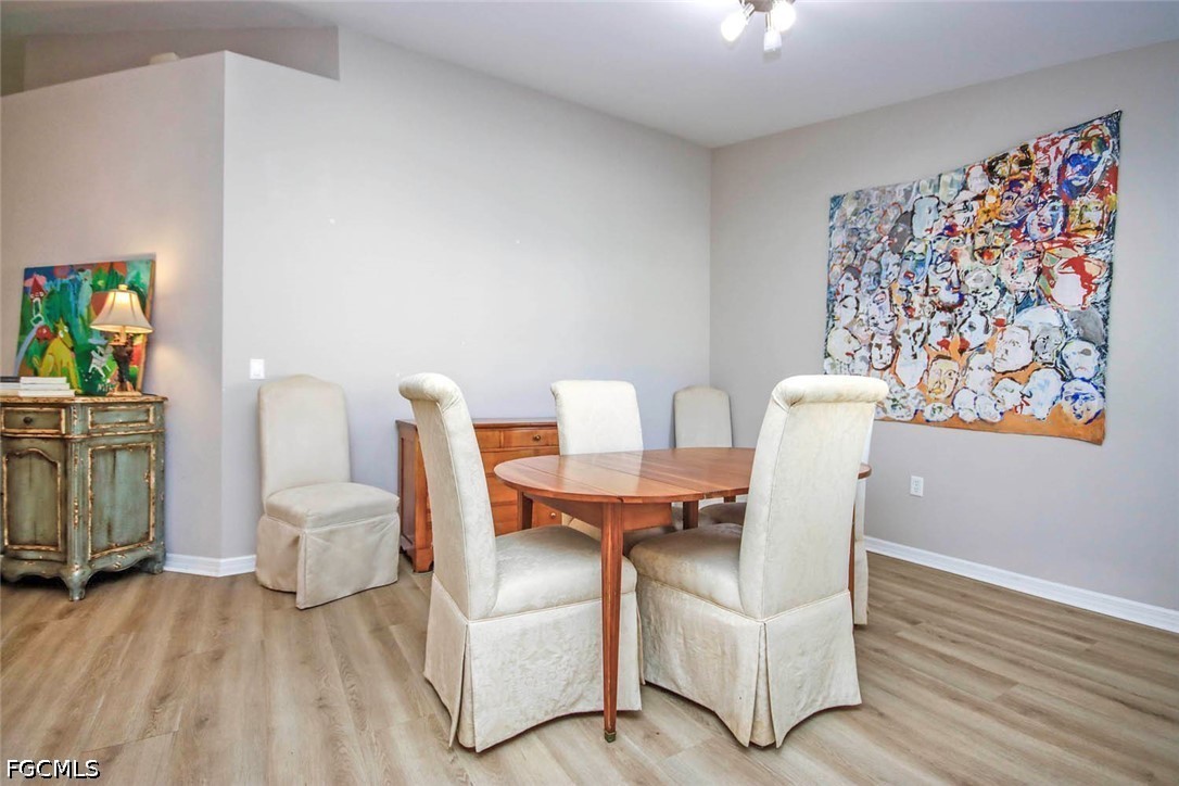 DiningArea