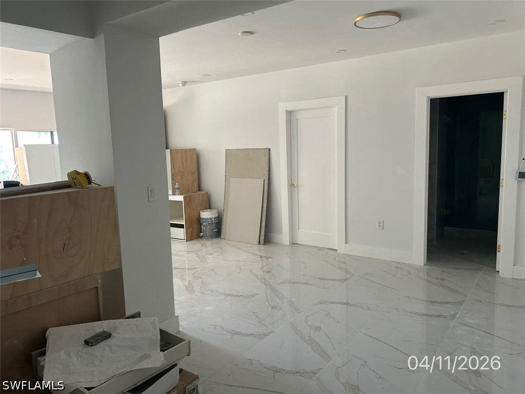 3399 Gulf Shore Unit 109, Naples, FL 34103