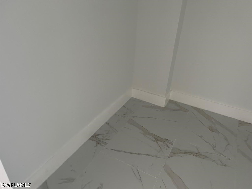 3399 Gulf Shore Unit 109, Naples, FL 34103