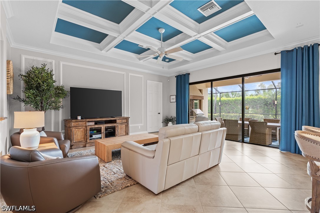 9352 Vercelli, Naples, FL 34113