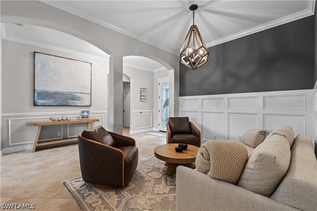 9352 Vercelli, Naples, FL 34113